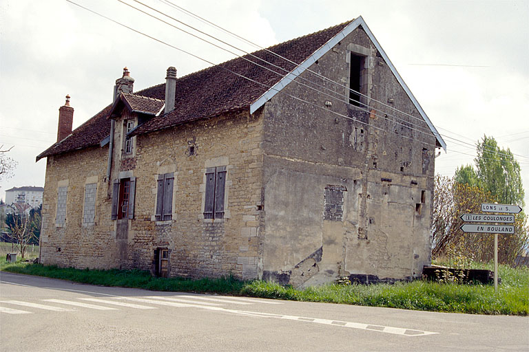 Bâtiment d'une turbine. © Laurent Poupard / Région Bourgogne-Franche-Comté, Inventaire du patrimoine - 1994 Bâtiment d'une turbine. © Laurent Poupard / Région Bourgogne-Franche-Comté, Inventaire du patrimoine - 1994