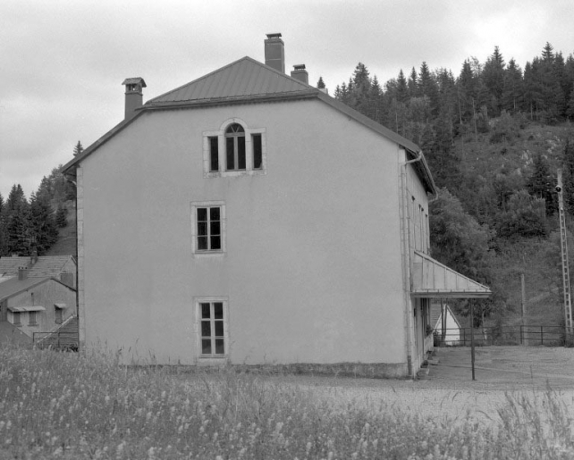 Face gauche. © Jérôme Mongreville / Région Bourgogne-Franche-Comté, Inventaire du patrimoine - 1994