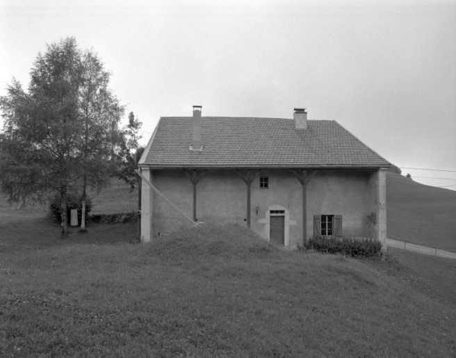 Façade antérieure. © Jérôme Mongreville / Région Bourgogne-Franche-Comté, Inventaire du patrimoine - 1994 Façade antérieure. © Jérôme Mongreville / Région Bourgogne-Franche-Comté, Inventaire du patrimoine - 1994
