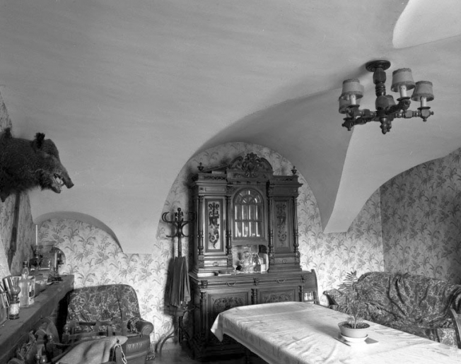 Intérieur : le séjour. © Jérôme Mongreville / Région Bourgogne-Franche-Comté, Inventaire du patrimoine - 1994