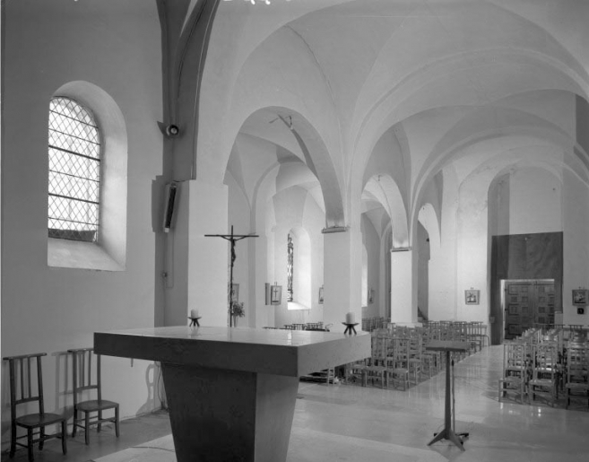 Intérieur : élévation sud du vaisseau central et bas-côté sud vus depuis le choeur (vue horizontale). © Yves Sancey / Région Bourgogne-Franche-Comté, Inventaire du patrimoine - 1994 Intérieur : élévation sud du vaisseau central et bas-côté sud vus depuis le choeur (vue horizontale). © Yves Sancey / Région Bourgogne-Franche-Comté, Inventaire du patrimoine - 1994