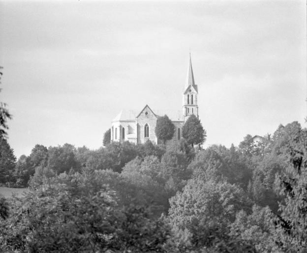 Extérieur : vue générale de la face nord. © Yves Sancey / Région Bourgogne-Franche-Comté, Inventaire du patrimoine - 1994 Extérieur : vue générale de la face nord. © Yves Sancey / Région Bourgogne-Franche-Comté, Inventaire du patrimoine - 1994