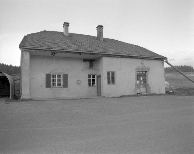 Façade antérieure. © Jérôme Mongreville / Région Bourgogne-Franche-Comté, Inventaire du patrimoine - 1994