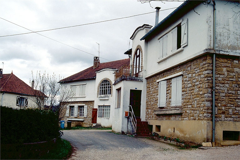 Maisons (G, H) : vue d'ensemble. © Yves Sancey / Région Bourgogne-Franche-Comté, Inventaire du patrimoine - 1994