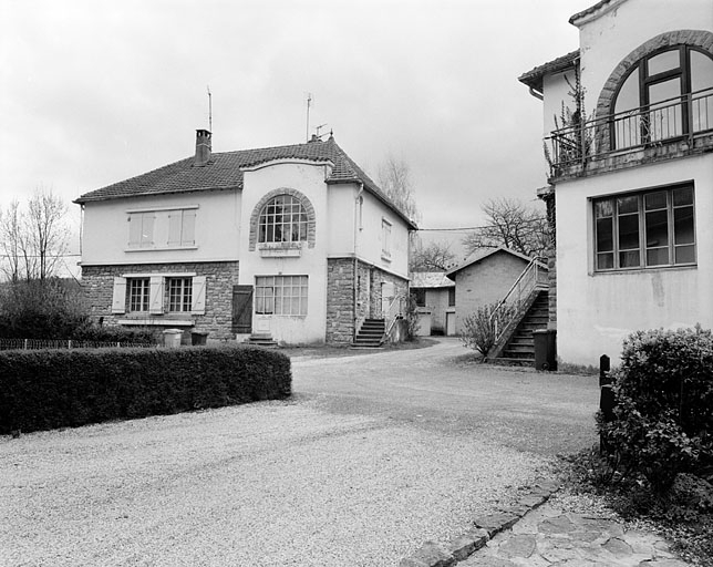 Maison (G). © Yves Sancey / Région Bourgogne-Franche-Comté, Inventaire du patrimoine - 1994
