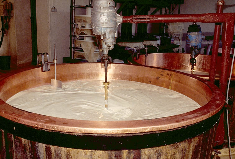 Maturation (chauffage). © Jérôme Mongreville / Région Bourgogne-Franche-Comté, Inventaire du patrimoine - 1995