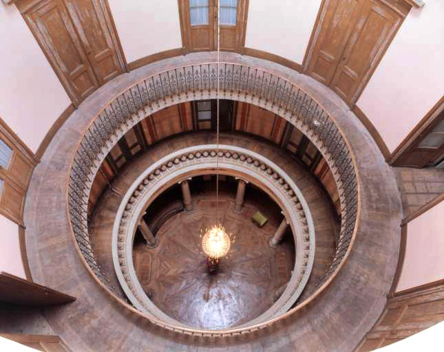 Intérieur : vue de la rotonde en plongée. © Yves Sancey / Région Bourgogne-Franche-Comté, Inventaire du patrimoine - 1995