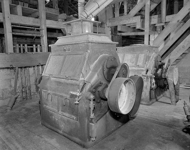Appareil à cylindres Schneider, Jacquet et Cie (Strasbourg). © Jérôme Mongreville / Région Bourgogne-Franche-Comté, Inventaire du patrimoine - 1996