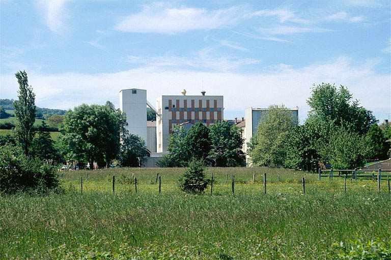 Vue d'ensemble depuis le nord. © Jérôme Mongreville / Région Bourgogne-Franche-Comté, Inventaire du patrimoine - 1996
