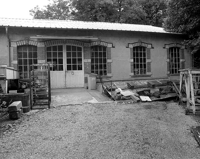 Atelier de fabrication (menuiserie). © Jérôme Mongreville / Région Bourgogne-Franche-Comté, Inventaire du patrimoine - 1996 Atelier de fabrication (menuiserie). © Jérôme Mongreville / Région Bourgogne-Franche-Comté, Inventaire du patrimoine - 1996
