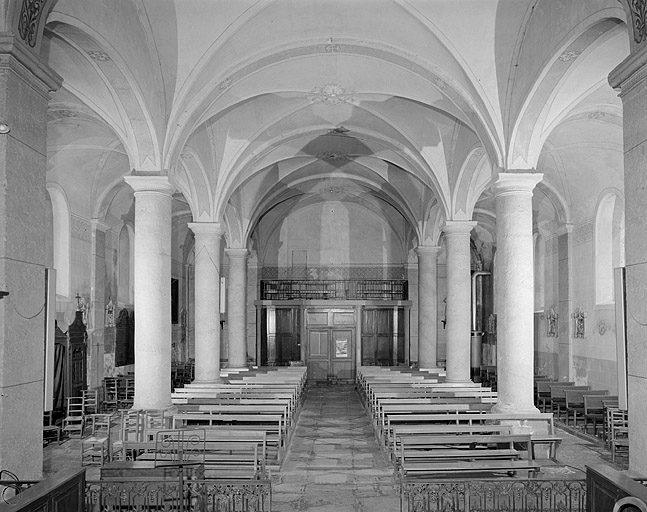 La nef vue depuis le choeur. © Yves Sancey / Région Bourgogne-Franche-Comté, Inventaire du patrimoine - 1996
