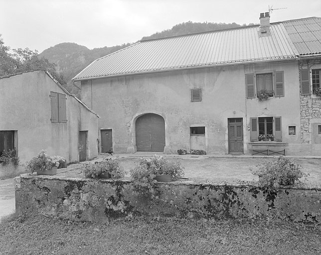 Façade antérieure de la ferme. © Jérôme Mongreville / Région Bourgogne-Franche-Comté, Inventaire du patrimoine - 1996