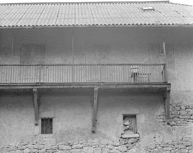 Détail de la façade postérieure. © Jérôme Mongreville / Région Bourgogne-Franche-Comté, Inventaire du patrimoine - 1996