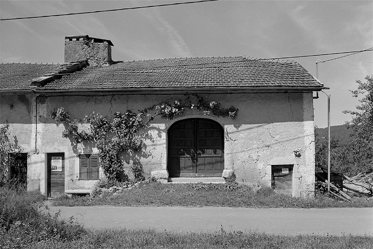 Façade antérieure d'une ferme. © Jérôme Mongreville / Région Bourgogne-Franche-Comté, Inventaire du patrimoine - 1996