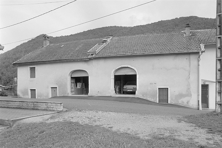 Façade antérieure. © Jérôme Mongreville / Région Bourgogne-Franche-Comté, Inventaire du patrimoine - 1996