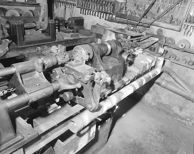 Tour automatique, permettant de travailler la galalithe, datant de 1920 environ. © Jérôme Mongreville / Région Bourgogne-Franche-Comté, Inventaire du patrimoine - 1996