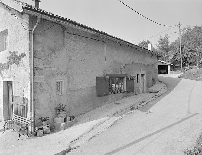 Atelier installé dans une partie de l'étable. © Jérôme Mongreville / Région Bourgogne-Franche-Comté, Inventaire du patrimoine - 1996