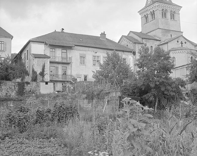 Face est du prieuré. © Jérôme Mongreville / Région Bourgogne-Franche-Comté, Inventaire du patrimoine - 1996