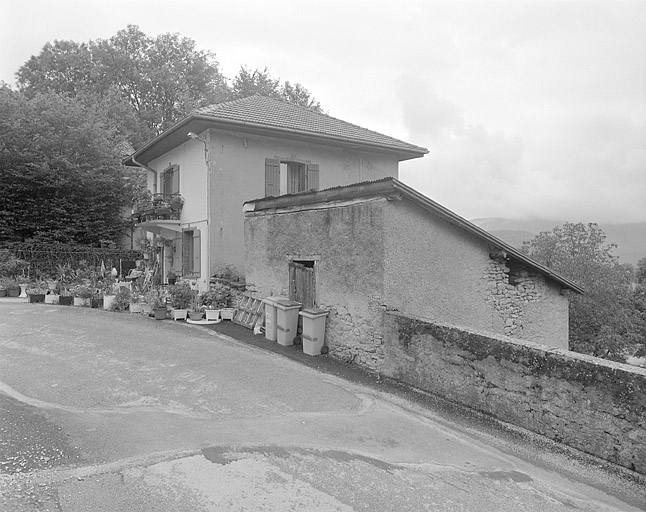 La remise au bout du jardin. © Jérôme Mongreville / Région Bourgogne-Franche-Comté, Inventaire du patrimoine - 1996