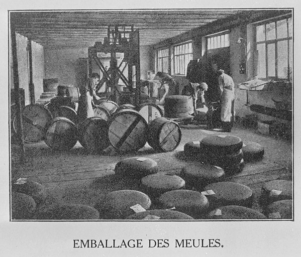 Emballage des meules. © Jérôme  Mongreville (reproduction) / Région Bourgogne-Franche-Comté, Inventaire du patrimoine - 1996