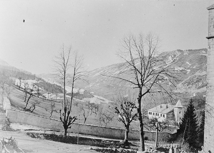 Le château de Villard-Saint-Sauveur. © Jérôme  Mongreville (reproduction) / Région Bourgogne-Franche-Comté, Inventaire du patrimoine - 1996