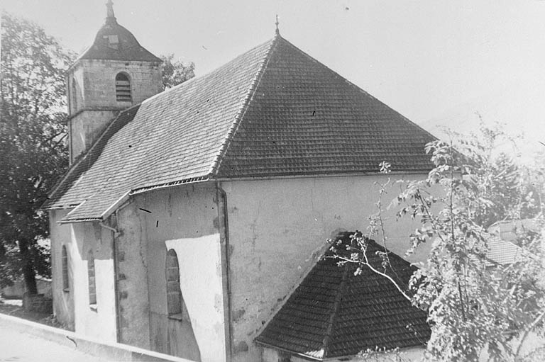 Face sud et chevet. © Jérôme  Mongreville (reproduction) / Région Bourgogne-Franche-Comté, Inventaire du patrimoine - 1996