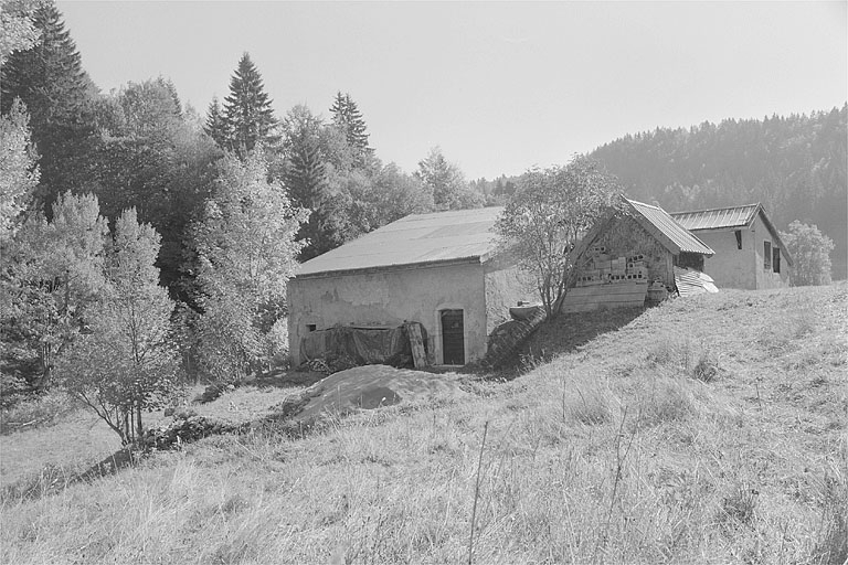 Façade postérieure. © Jérôme Mongreville / Région Bourgogne-Franche-Comté, Inventaire du patrimoine - 1996