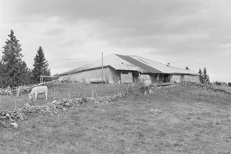 Façade antérieure. © Jérôme Mongreville / Région Bourgogne-Franche-Comté, Inventaire du patrimoine - 1996