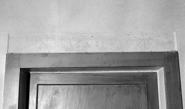 Date portée sur le linteau d'une porte intérieure. © Jérôme Mongreville / Région Bourgogne-Franche-Comté, Inventaire du patrimoine - 1996