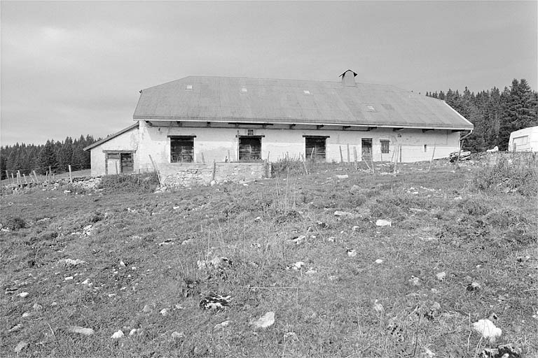 Façade antérieure. © Jérôme Mongreville / Région Bourgogne-Franche-Comté, Inventaire du patrimoine - 1996