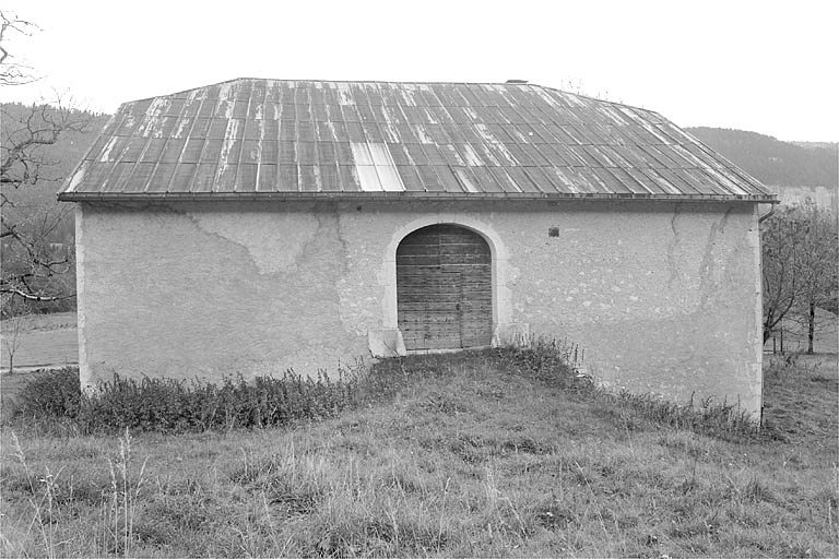 Façade postérieure. © Jérôme Mongreville / Région Bourgogne-Franche-Comté, Inventaire du patrimoine - 1996