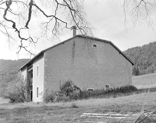 Face nord-est. © Jérôme Mongreville / Région Bourgogne-Franche-Comté, Inventaire du patrimoine - 1996