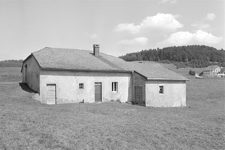 Façade antérieure. © Jérôme Mongreville / Région Bourgogne-Franche-Comté, Inventaire du patrimoine - 1996