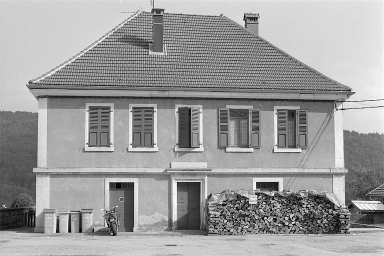 Façade antérieure. © Jérôme Mongreville / Région Bourgogne-Franche-Comté, Inventaire du patrimoine - 1996