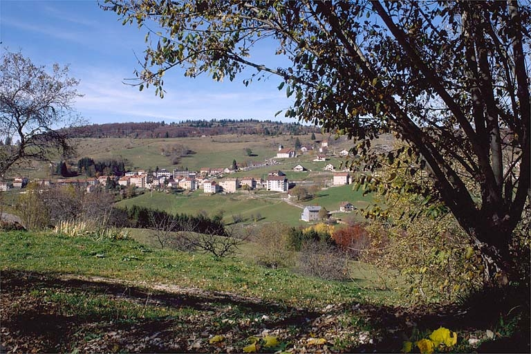 Le village de Septmoncel. © Jérôme Mongreville / Région Bourgogne-Franche-Comté, Inventaire du patrimoine - 1996