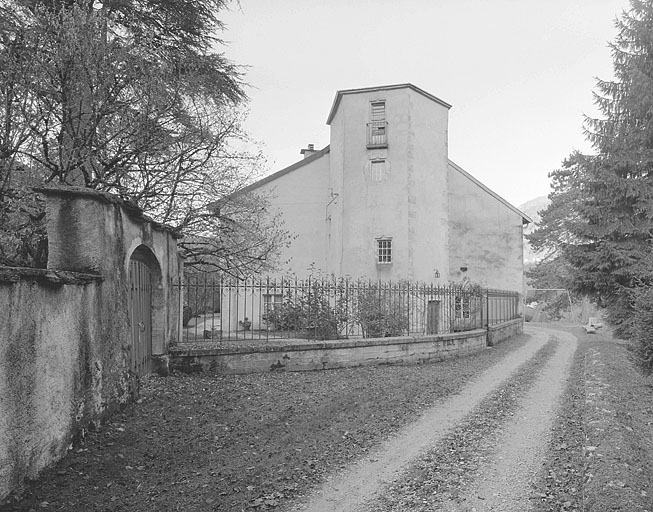 Face nord-est. © Jérôme Mongreville / Région Bourgogne-Franche-Comté, Inventaire du patrimoine - 1996