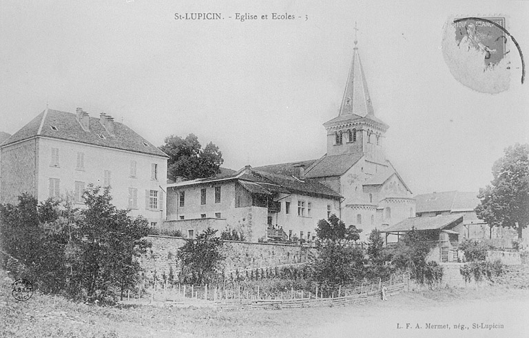 Saint-Lupicin. Eglise et Ecoles. © Jérôme  Mongreville (reproduction) / Région Bourgogne-Franche-Comté, Inventaire du patrimoine - 1996