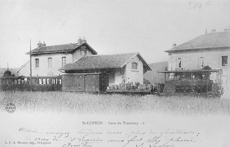 Saint-Lupicin : Gare du tramway. © Jérôme  Mongreville (reproduction) / Région Bourgogne-Franche-Comté, Inventaire du patrimoine - 1996