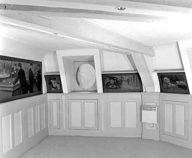 Salon situé à l'étage de comble, côté gauche depuis l'entrée. © Jérôme Mongreville / Région Bourgogne-Franche-Comté, Inventaire du patrimoine - 1997