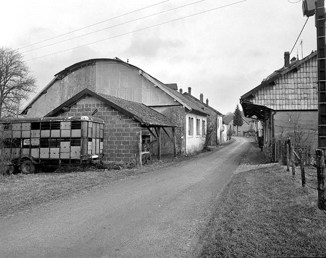 Ateliers de fabrication depuis le sud. © Yves Sancey / Région Bourgogne-Franche-Comté, Inventaire du patrimoine - 1997