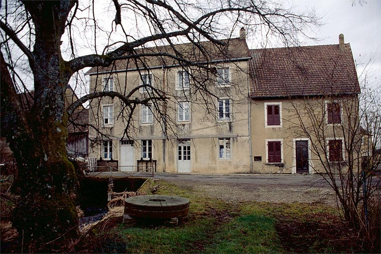 Atelier de fabrication et logement. © Yves Sancey / Région Bourgogne-Franche-Comté, Inventaire du patrimoine - 1997