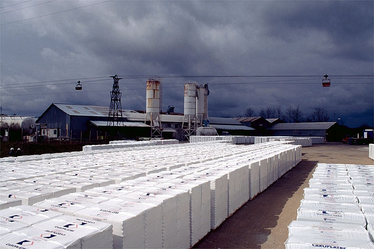 Vue d'ensemble depuis l'est (partie sud). © Yves Sancey / Région Bourgogne-Franche-Comté, Inventaire du patrimoine - 1997