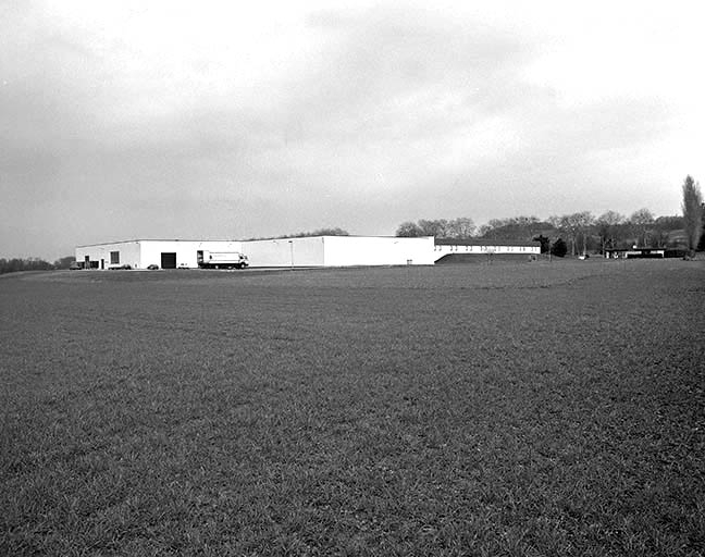 Vue de trois quarts arrière. © Yves Sancey / Région Bourgogne-Franche-Comté, Inventaire du patrimoine - 1997 Vue de trois quarts arrière. © Yves Sancey / Région Bourgogne-Franche-Comté, Inventaire du patrimoine - 1997