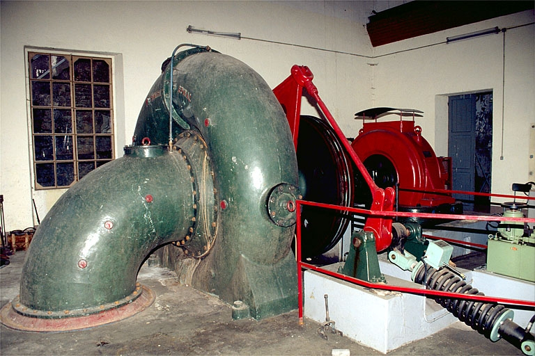 Vue rapprochée de la turbine n° 3. © Jérôme Mongreville / Région Bourgogne-Franche-Comté, Inventaire du patrimoine - 1997