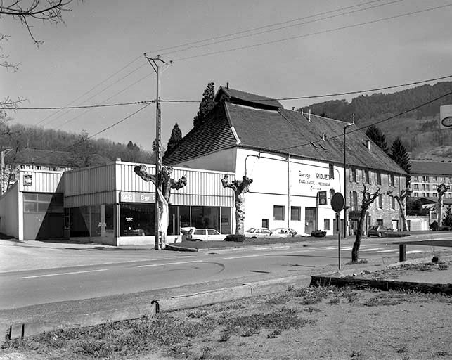 Vue d'ensemble depuis l'ouest. © Yves Sancey / Région Bourgogne-Franche-Comté, Inventaire du patrimoine - 1997