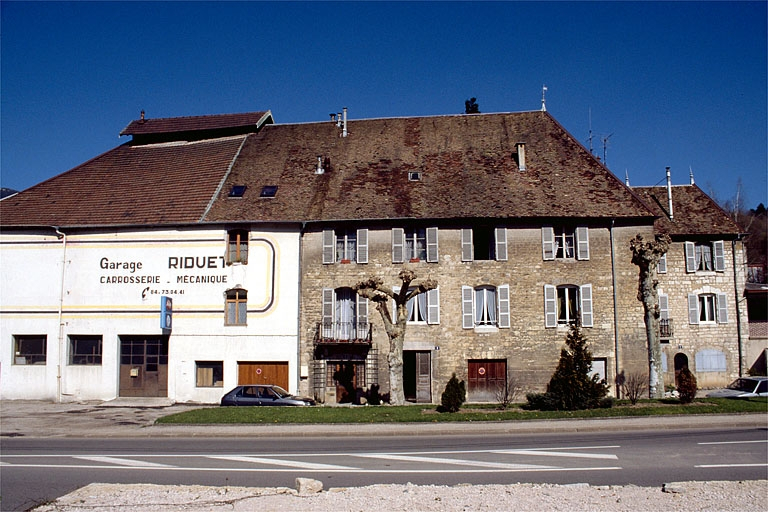 Façade antérieure. © Yves Sancey / Région Bourgogne-Franche-Comté, Inventaire du patrimoine - 1997