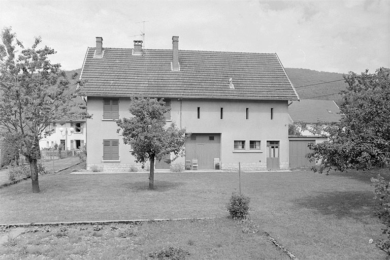 Façade antérieure. © Jérôme Mongreville / Région Bourgogne-Franche-Comté, Inventaire du patrimoine - 1997