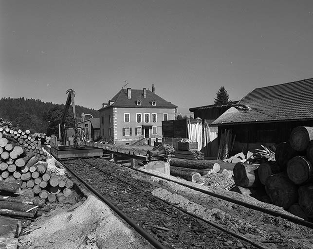 Le logement patronal. © Yves Sancey / Région Bourgogne-Franche-Comté, Inventaire du patrimoine - 1997