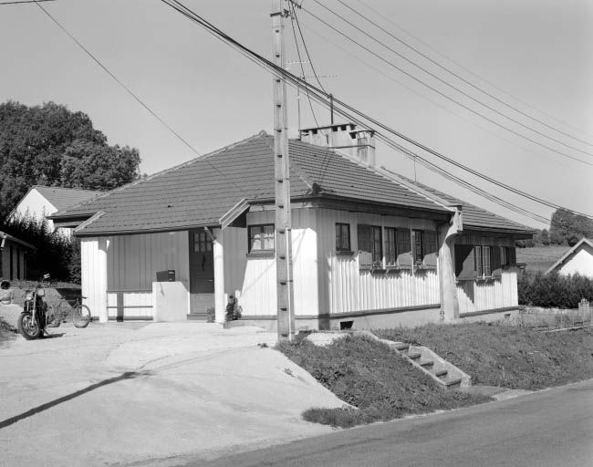 Logement double (maison Fillod). © Yves Sancey / Région Bourgogne-Franche-Comté, Inventaire du patrimoine - 1997 Logement double (maison Fillod). © Yves Sancey / Région Bourgogne-Franche-Comté, Inventaire du patrimoine - 1997