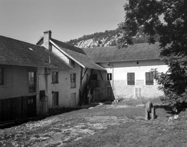 Logements. © Yves Sancey / Région Bourgogne-Franche-Comté, Inventaire du patrimoine - 1997